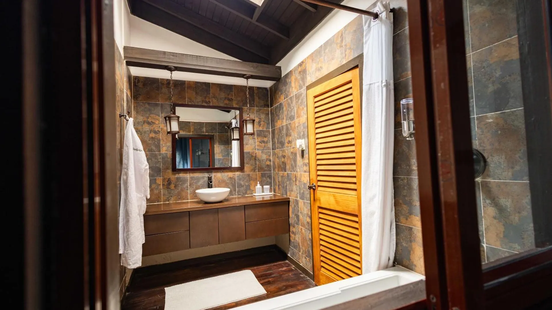 Serendipity Holistic Resort Spa Kingston