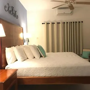 Sommerville Negril