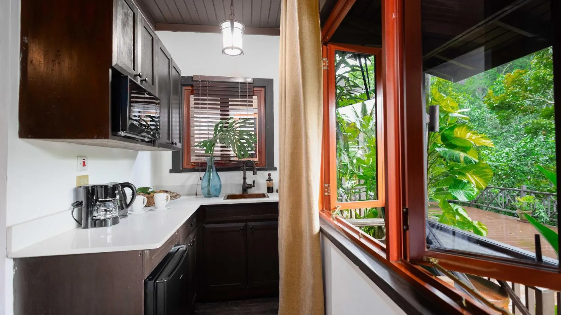 Serendipity Holistic Resort Spa Kingston Jamajka